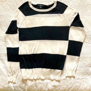 Mossimo Black & White Stripe Sweater